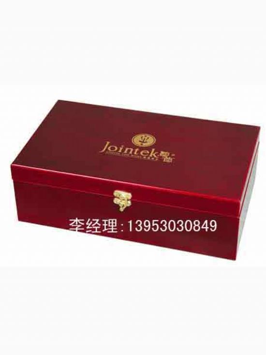 點(diǎn)擊查看詳細(xì)信息<br>標(biāo)題：紅酒木盒 閱讀次數(shù)：2417